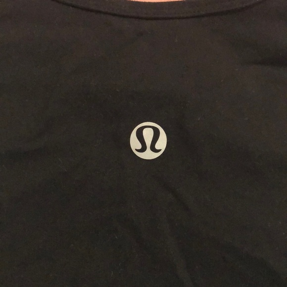 Lululemon 6 Tri-colour T-shirt - Picture 6 of 8